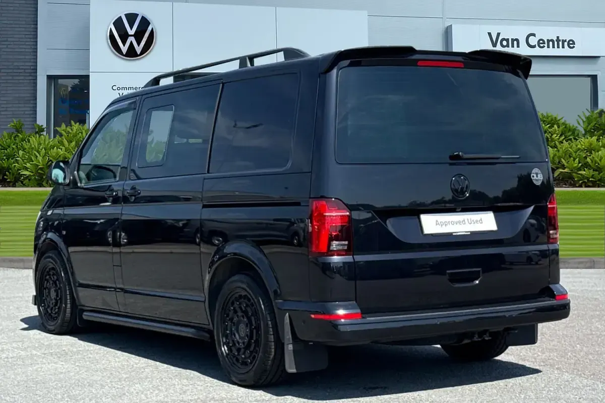 Used VW T6.1 Highline 150 HP (110 kW) 2023 Black Van