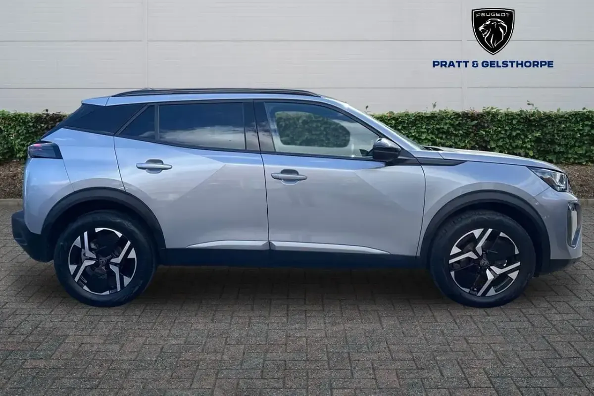 Used Peugeot 2008 Allure 129 HP (94 kW) 2023 Grey SUV