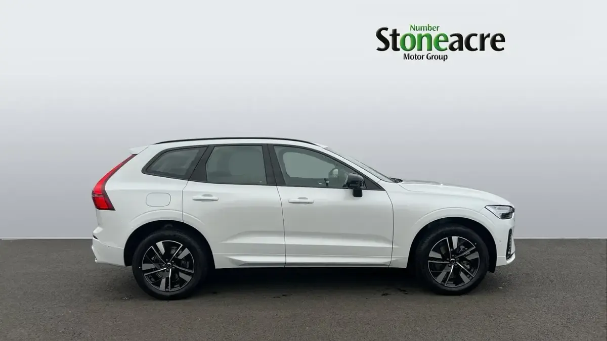 Used Volvo XC60 Plus 345 HP (253 kW) 2026 White SUV