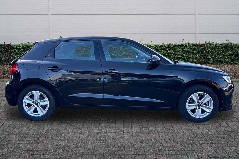 Used Audi A1 Design 94 HP (69 kW) 2023 Myth black metallic SUV