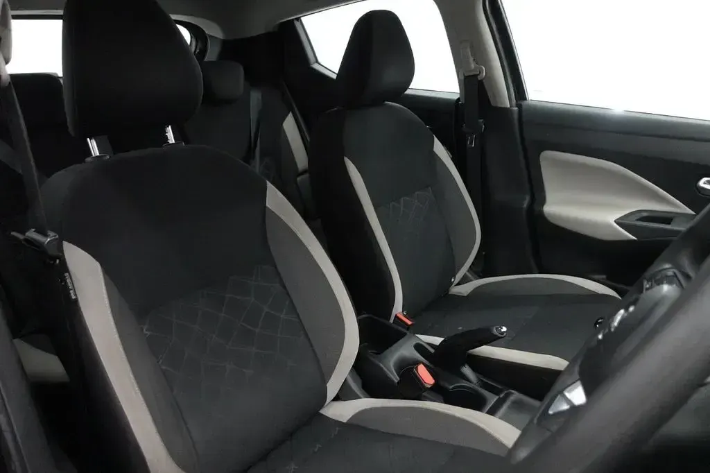 Used Nissan Micra Acenta 90 HP (66 kW) 2018 Black Hatchback