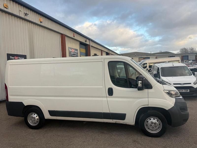 Used Citroën Relay 130 HP (95 kW) 2015 White Van