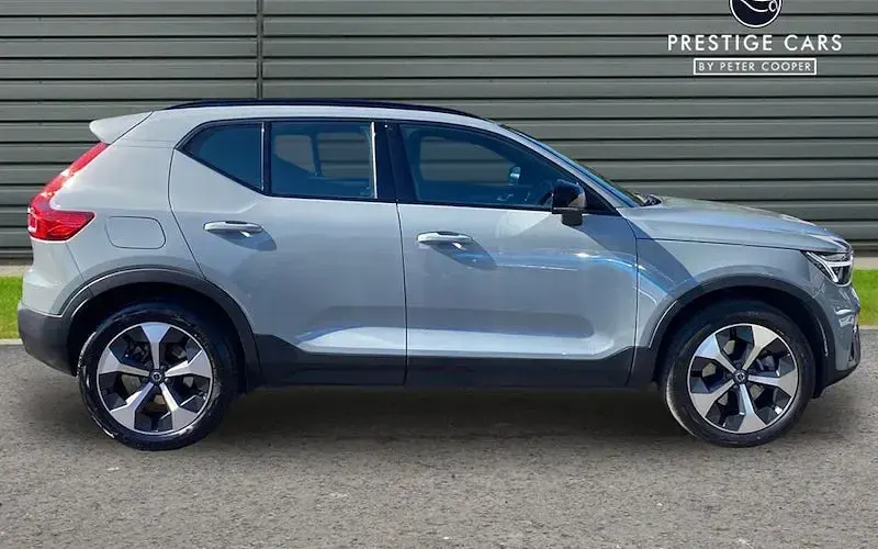 Used Volvo XC40 Plus 163 HP (119 kW) 2026 SUV