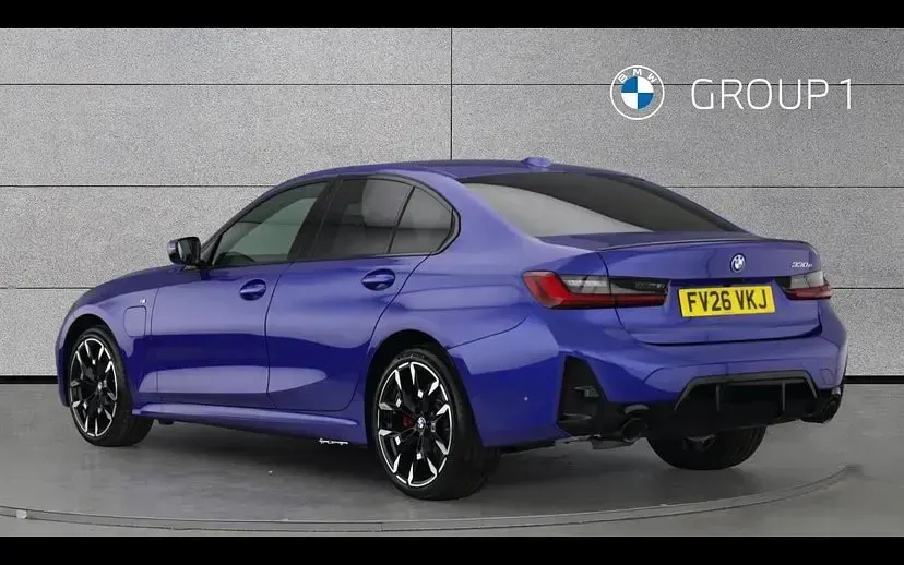 New BMW 330 M Sport 288 HP (211 kW) 2026 Portimao blue Sedan