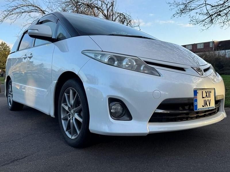 Used Toyota Estima 2011 White MPV