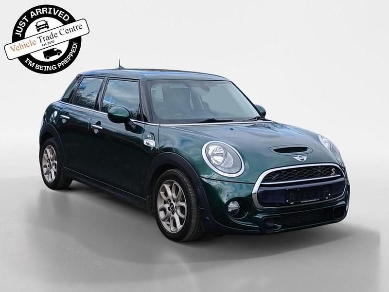 Used Mini Cooper SD Hatch 170 HP (125 kW) 2017 Green Hatchback