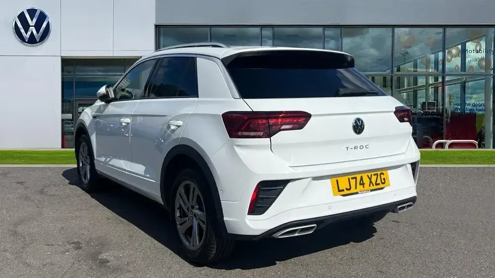 Used VW T-Roc R-line 150 HP (110 kW) 2024 Pure white SUV