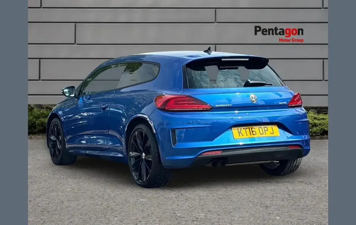 Used VW Scirocco R-line 177 HP (130 kW) 2016 Blue Coupe