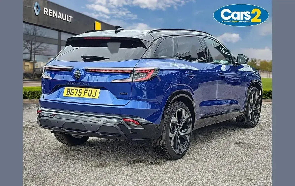 Used Renault Austral Iconic Esprit Alpine 200 HP (147 kW) 2025 Blue/black  SUV