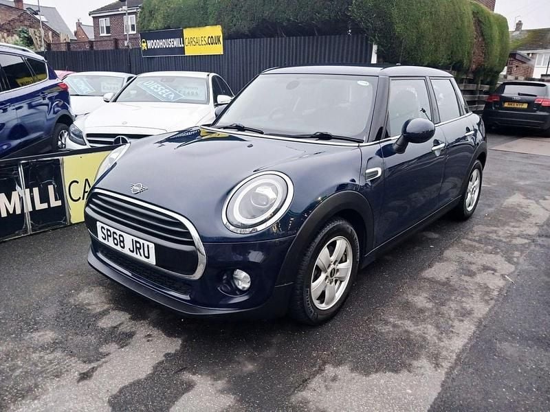 Blue Used 2018 Mini Cooper D Hatch Hatchback | £8,995 (Fair price) - Image 1/4