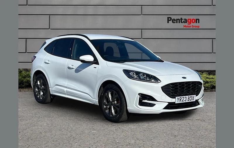 Used Ford Kuga ST-Line 147 HP (108 kW) 2023 White SUV