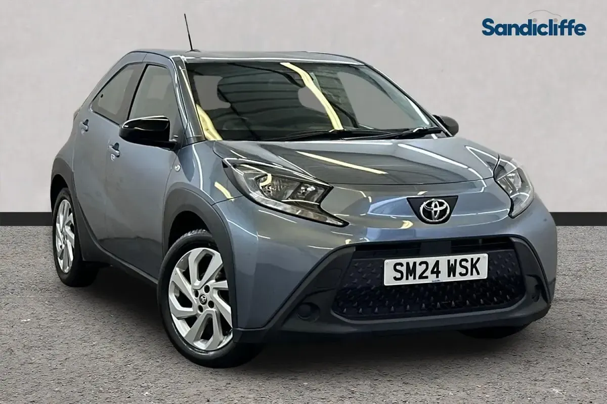 Used Toyota Aygo X PURE 72 HP (52 kW) 2022 SUV