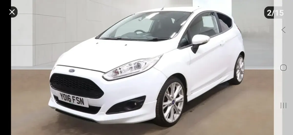 Usado Ford Fiesta Zetec 2016 Branco Citadino