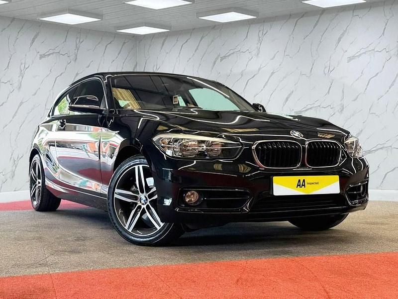 Used BMW 120 Sport Line 184 HP (135 kW) 2019 Black Hatchback