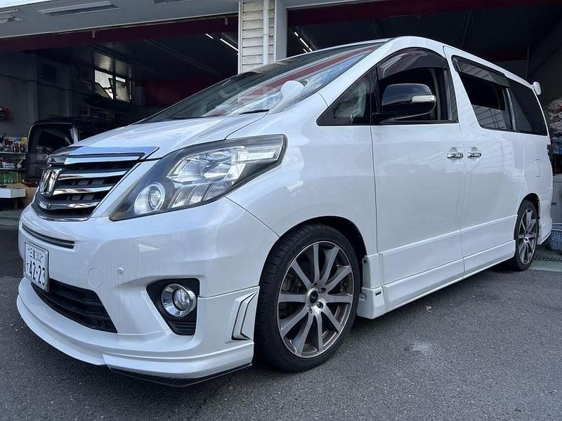 Used Toyota Alphard 2013 White MPV
