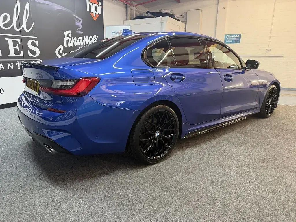 Used BMW 320 M Sport 188 HP (138 kW) 2019 Blue Sedan