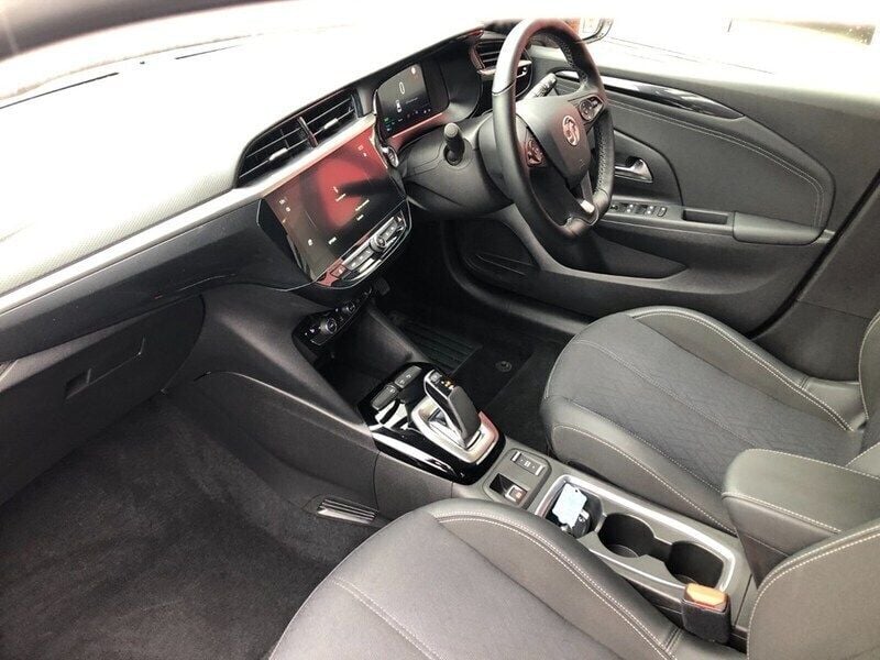 Used Vauxhall Corsa-e Elite 100 kW (136 HP) 2021 Red Hatchback