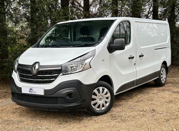 White Used 2021 Renault Trafic Business Van | £11,274 (Fair price) - Image 1/1
