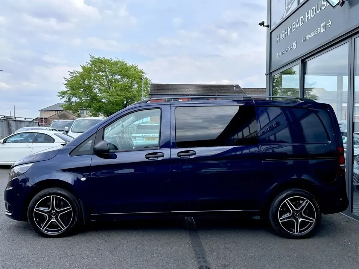 Usado Mercedes Vito 2017 Azul Van