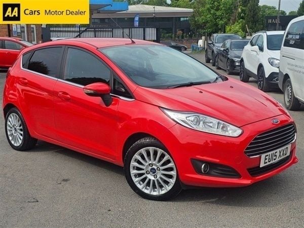 Red Used 2015 Ford Fiesta Titanium Hatchback | £5,295 (A bit pricey) - Image 1/1