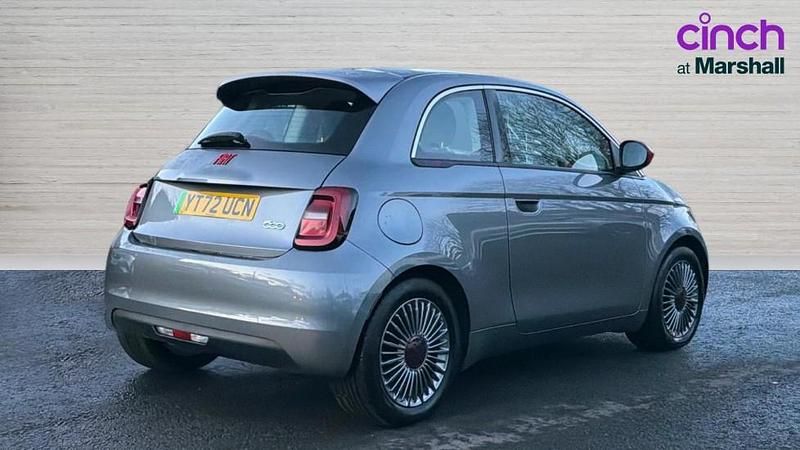 Used Fiat 500e Red 86 kW (118 HP) 2022 Grey Hatchback