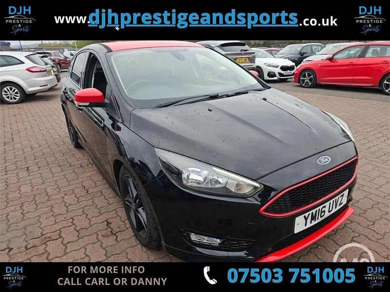Used Ford Focus Zetec 150 HP (110 kW) 2016 Black Hatchback