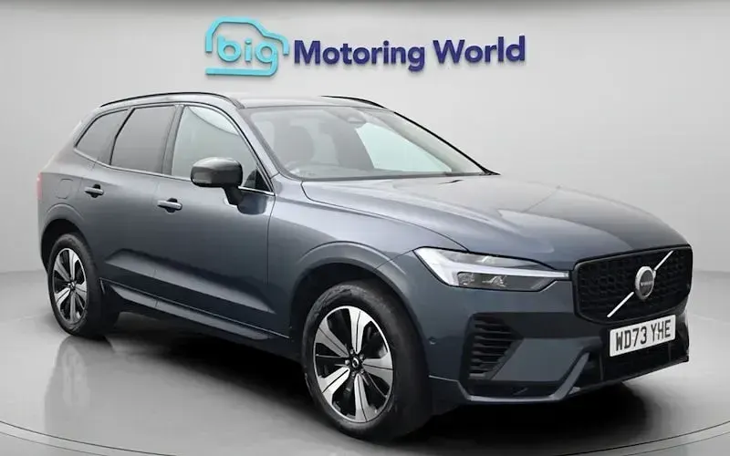 Usado Volvo XC60 Plus 349 HP (256 kW) 2023 SUV