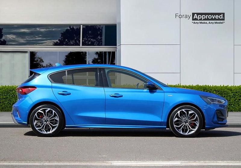 Usado Ford Focus ST-Line X 2025 Azul Citadino