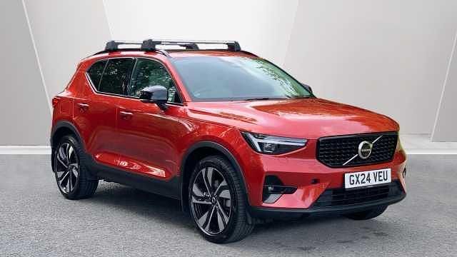 Used 2025 Volvo XC40 Ultra SUV | £31,300 (Good price) - Image 1/4