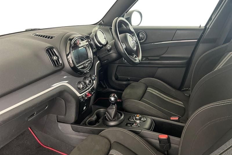 Usado Mini Cooper S Sport 192 HP (141 kW) 2018 Preto Citadino
