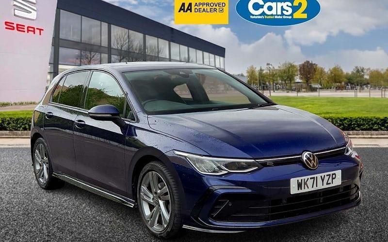 Used 2024 VW Golf VIII R-line Hatchback | £20,991 (Fair price) - Image 1/4