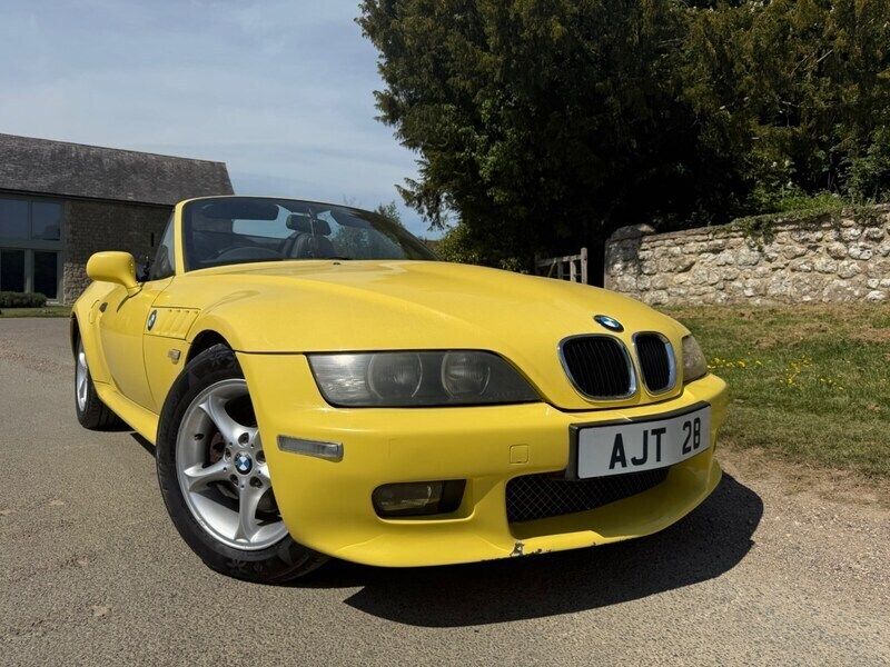 Yellow Used 2001 BMW Z3 Sport Line Cabriolet | £5,995 - Image 1/4