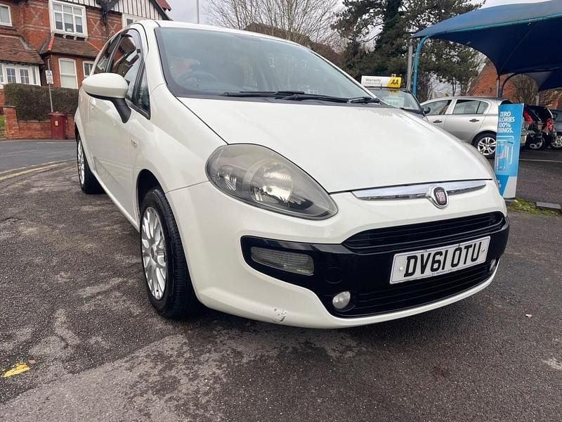 Used Fiat Punto Evo Life 69 HP (50 kW) 2011 White Hatchback