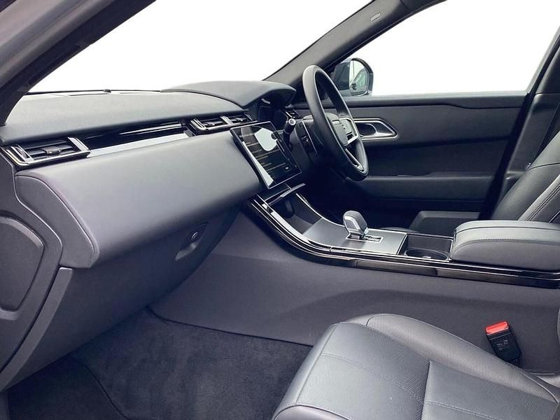 Used Land Rover Range Rover Velar HSE Dynamic 300 HP (220 kW) 2025 Silver SUV