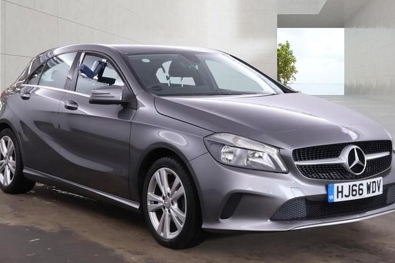 Used Mercedes A180 109 HP (80 kW) 2016