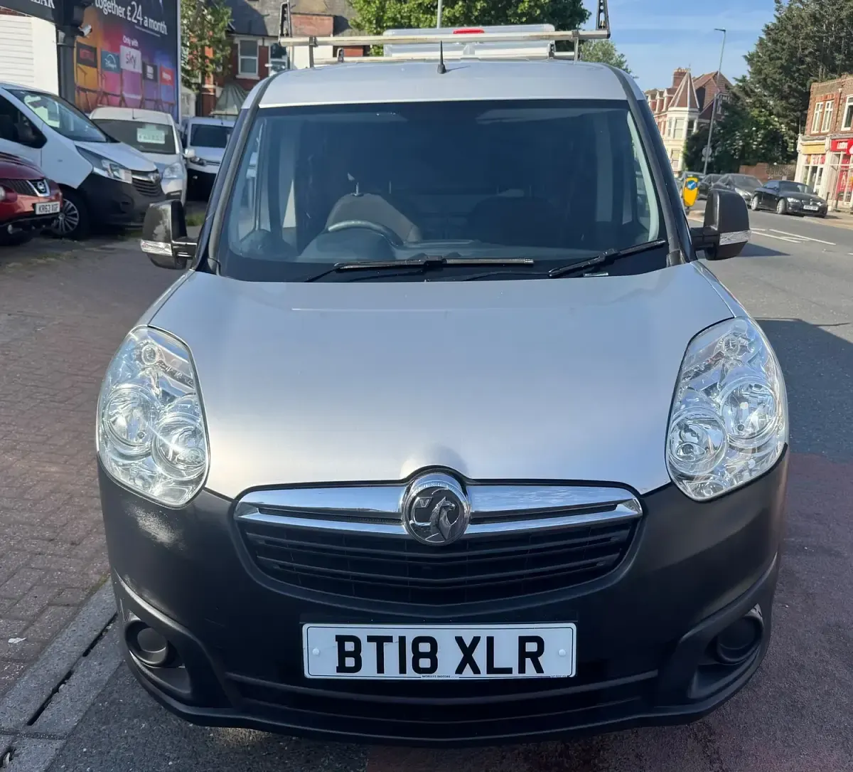 Used Vauxhall Combo 105 HP (77 kW) 2018 Silver MPV