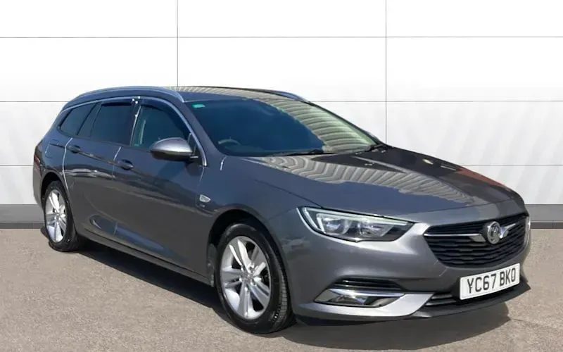 Used Vauxhall Insignia SRi 110 HP (80 kW) 2019 Hatchback