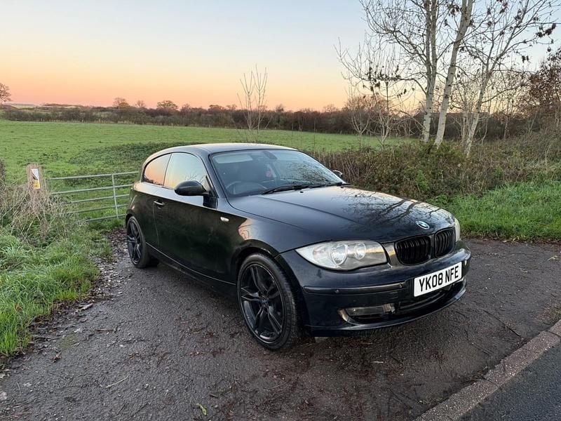 Black Used 2008 BMW 118 Hatchback | £1,295 (Good price) - Image 1/4