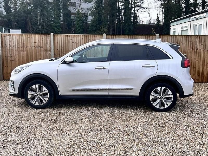 Used Kia Niro 150 kW (204 HP) 2020 Silver SUV
