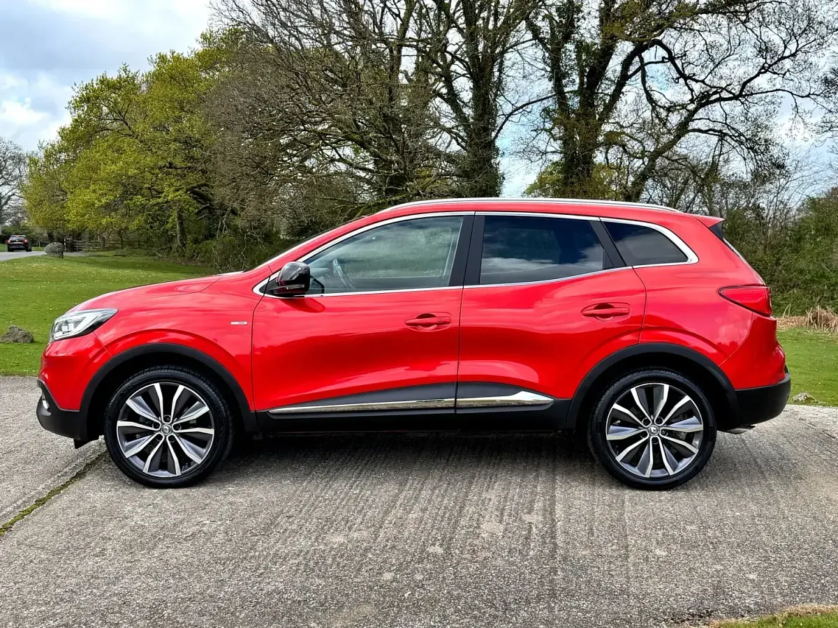 Używany Renault Kadjar Signature 130 KM (95 kW) 2018 Czerwony SUV