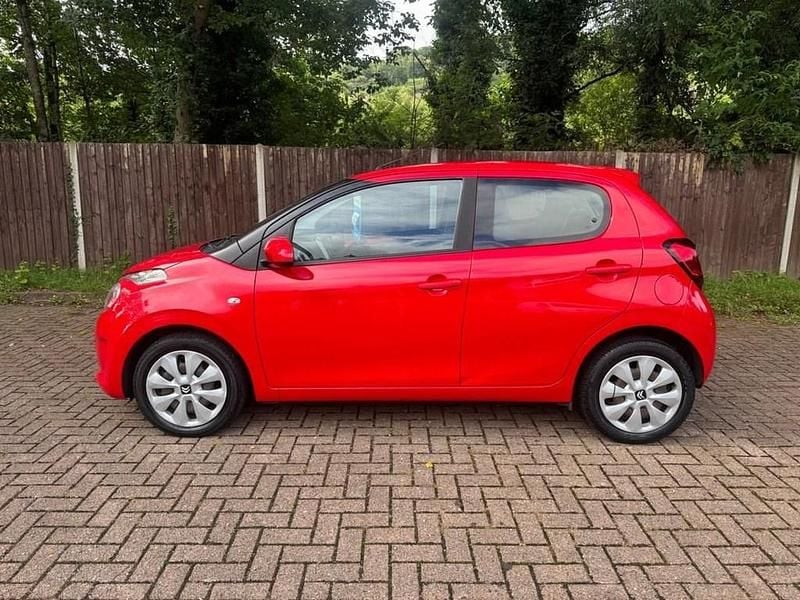 Used Citroën C1 Feel 68 HP (50 kW) 2015 Red Hatchback