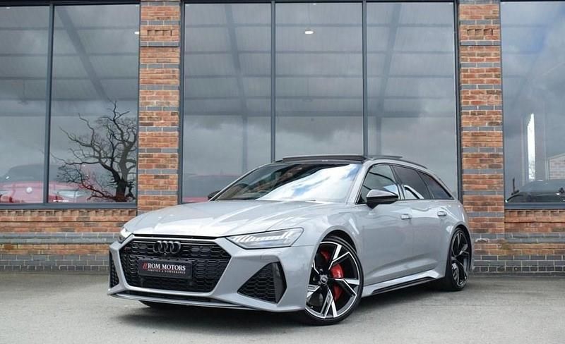 Begagnad Audi RS6 Comfort 2021 Grå Kombi