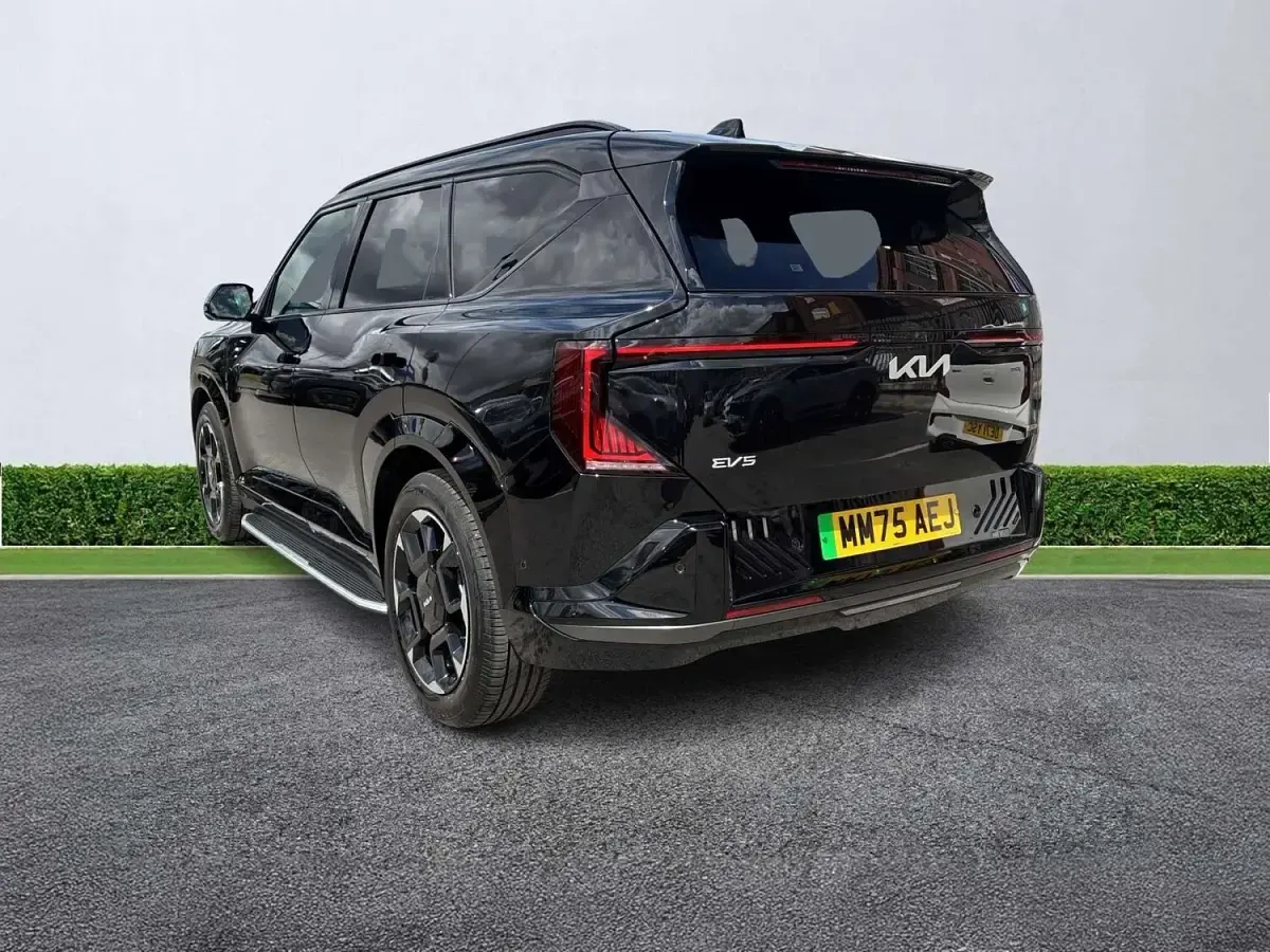 Used Kia EV5 GT-Line S 160 kW (218 HP) 2025 Black SUV
