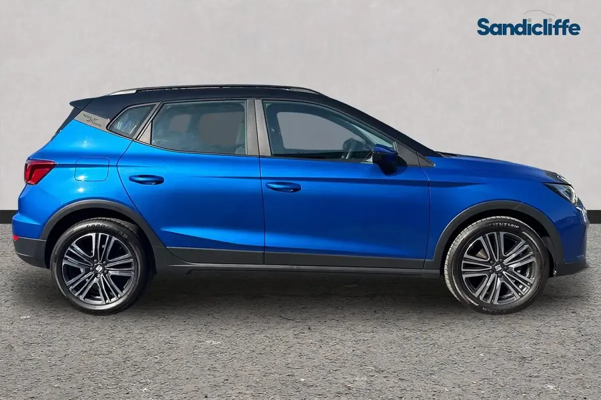 Used Seat Arona SE Technology 95 HP (69 kW) 2025 Blue SUV