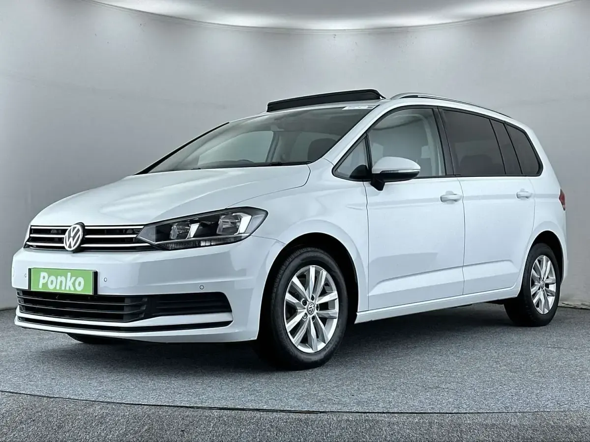Used VW Touran Family 115 HP (84 kW) 2017 White MPV