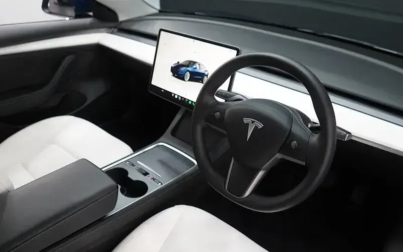 Used Tesla Model 3 RWD 180 kW (245 HP) 2023 Sedan