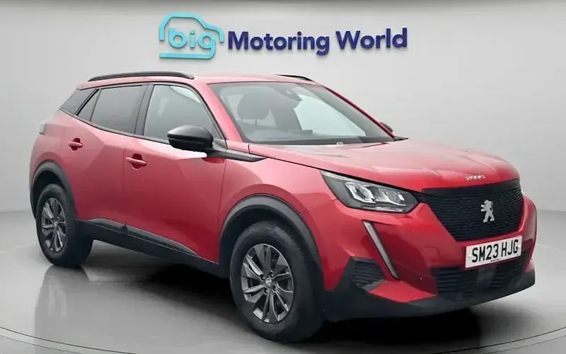 Used Peugeot 2008 Active+ 101 HP (74 kW) 2023 SUV