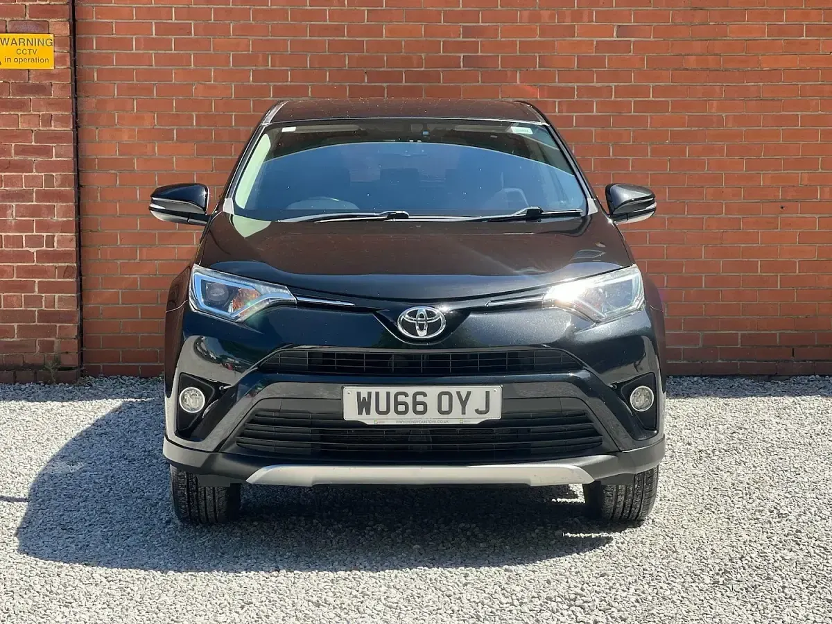 Used Toyota RAV4 Business Edition 143 HP (105 kW) 2016 Black SUV