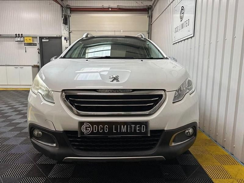 Begagnad Peugeot 2008 2014 Vit SUV