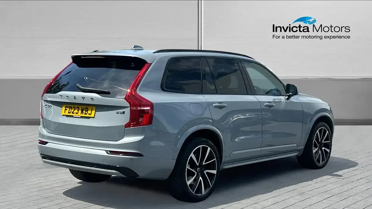 Used Volvo XC90 Plus 250 HP (183 kW) 2023 Grey SUV